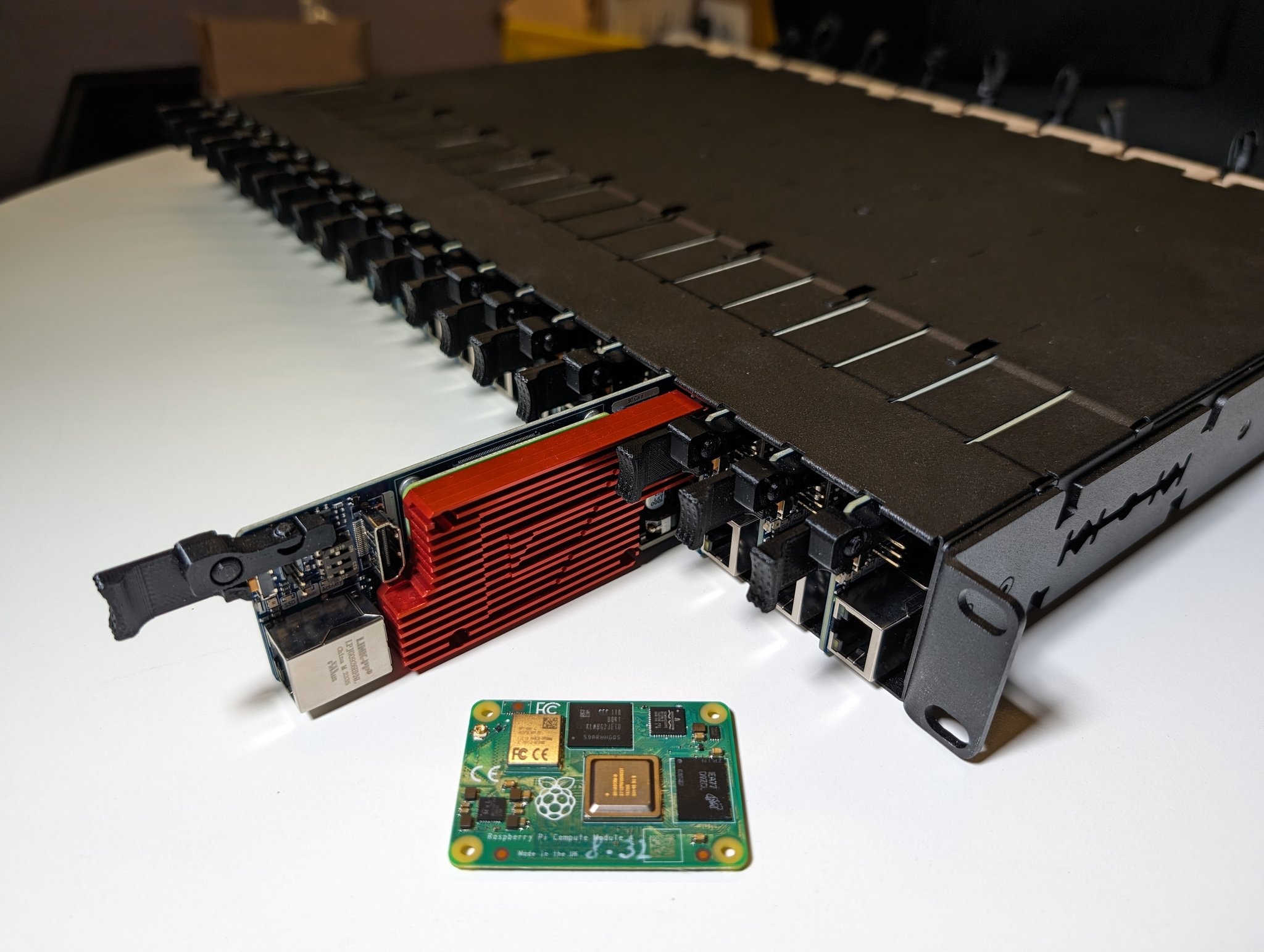 Нужно добить остатки ddr5 - мы не повышаем цены, т.к. серверы были закуплены еще в 2024 когда ОЗУ не повышалось